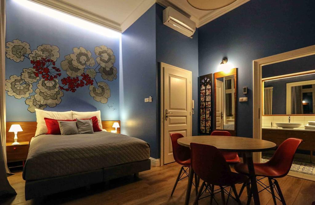 Large Double Room