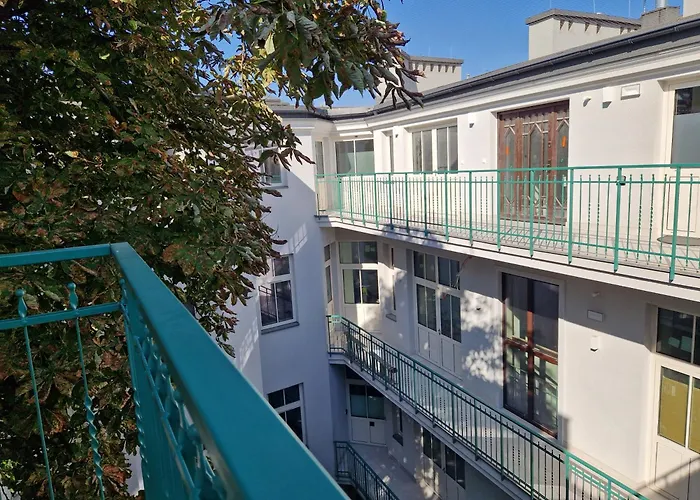 Juwel s Krakow Indyjski Ap 29